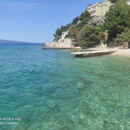 Apartment Zadoda Omiš Esterno foto