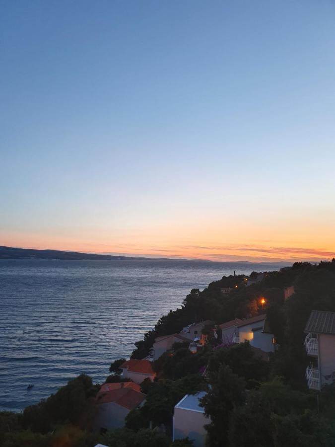 Apartment Zadoda Omiš Esterno foto
