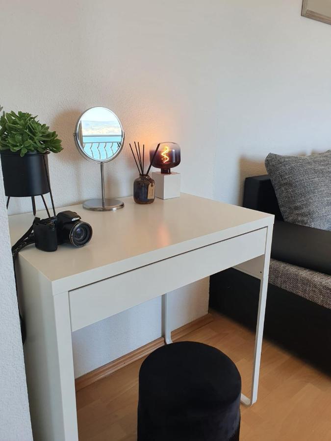 Apartment Zadoda Omiš Esterno foto