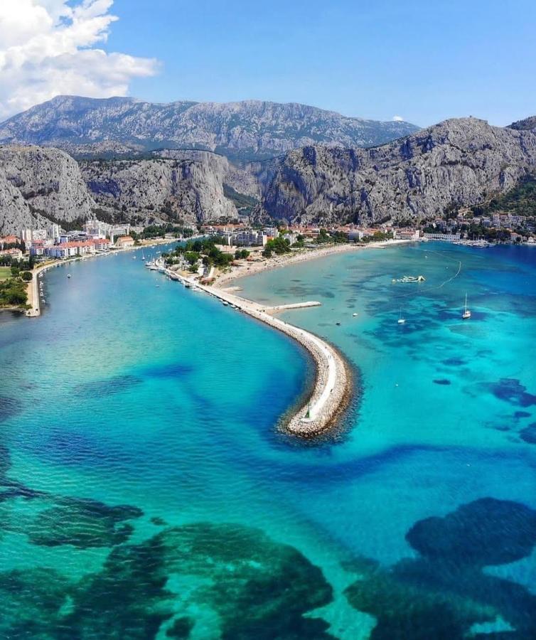 Apartment Zadoda Omiš Esterno foto
