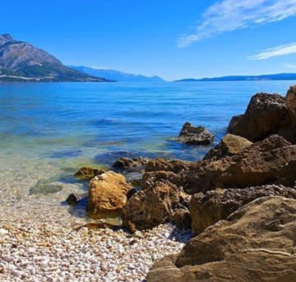 Apartment Zadoda Omiš Esterno foto